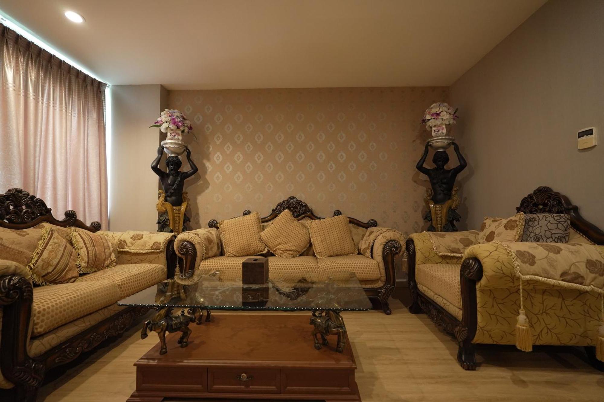 Three Seasons Bangkok Hotel Екстериор снимка